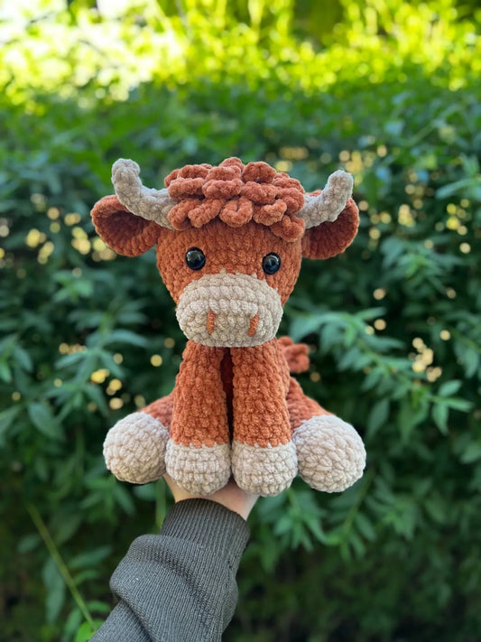 🎅Soldes de Noël 50 % DE RÉDUCTION !!🎄🔥Modèle de crochet Amigurumi vache des Highlands🐮- Kit DIY et peluche fini