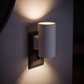 ❄️Promotion estivale : 50 % de réduction !✨Applique murale enfichable « du crépuscule à l'aube » – Lumière chaude de 3000 K vers le haut et vers le bas avec prise électrique à boucle