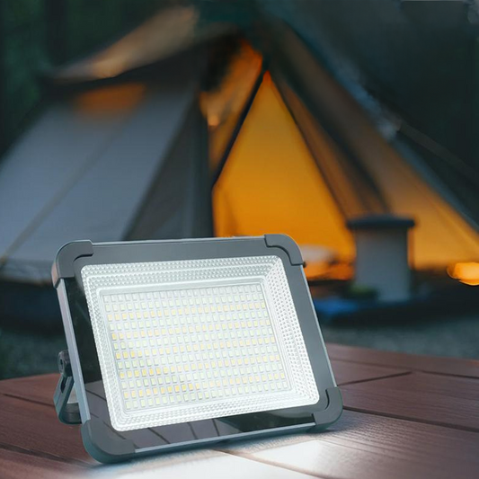 Projecteur LED portable et multifonctionnel à énergie solaire