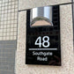 Plaque de numéro de maison solaire