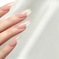 💅🥛 C'est comme si vous plongiez chaque ongle dans un bain de protéines liquides qui le rendrait dur comme l'acier et lui donnerait un éclat miroitant ! Pas de fissures, pas d'éclats : rien que la puissance pure et naturelle que vous appliquez vous-même