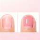 💅🥛 C'est comme si vous plongiez chaque ongle dans un bain de protéines liquides qui le rendrait dur comme l'acier et lui donnerait un éclat miroitant ! Pas de fissures, pas d'éclats : rien que la puissance pure et naturelle que vous appliquez vous-même